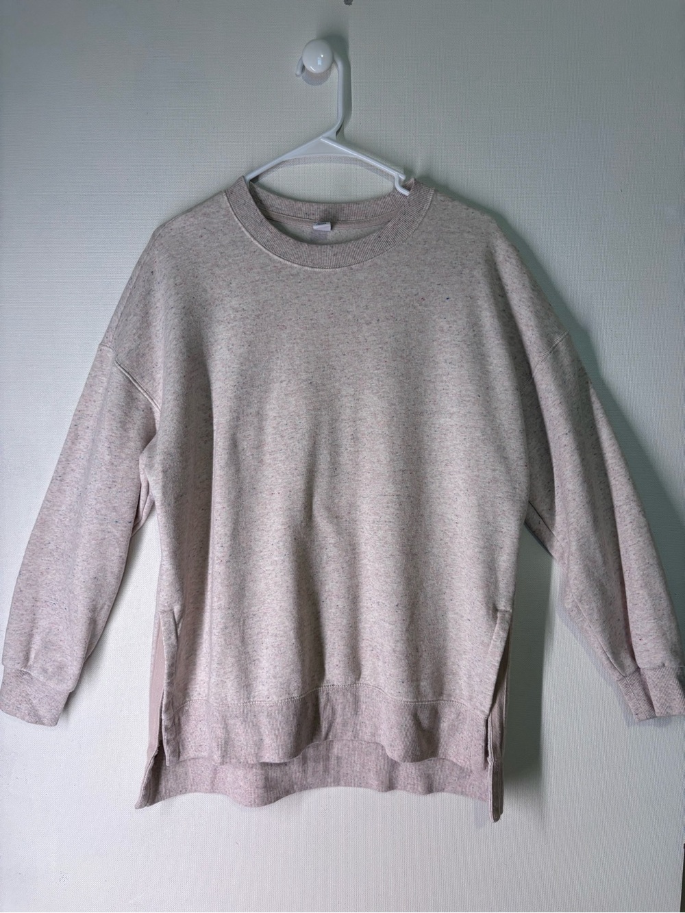 Old Navy Women's Crewneck Sweater in Heather Oatmeal